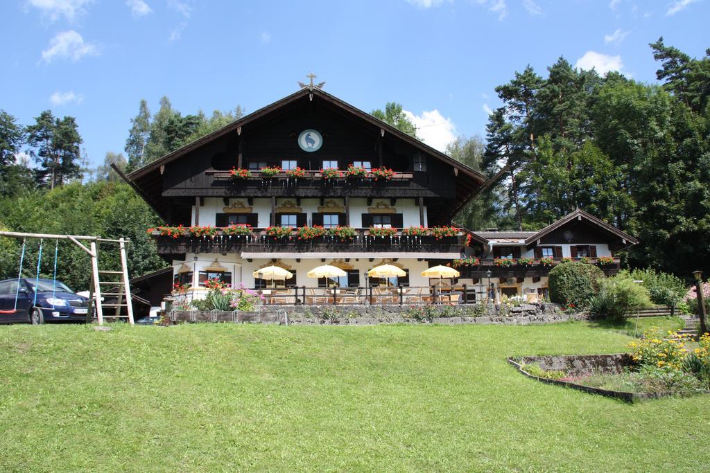 Pension Blauer Gamsbock Kiefersfelden Buitenkant foto